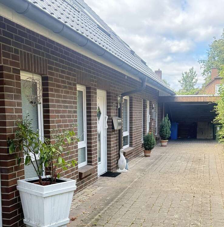 Thumbnail-Haus zum Kaufen in Oldenburg 270.000,00 € 89.27 m²