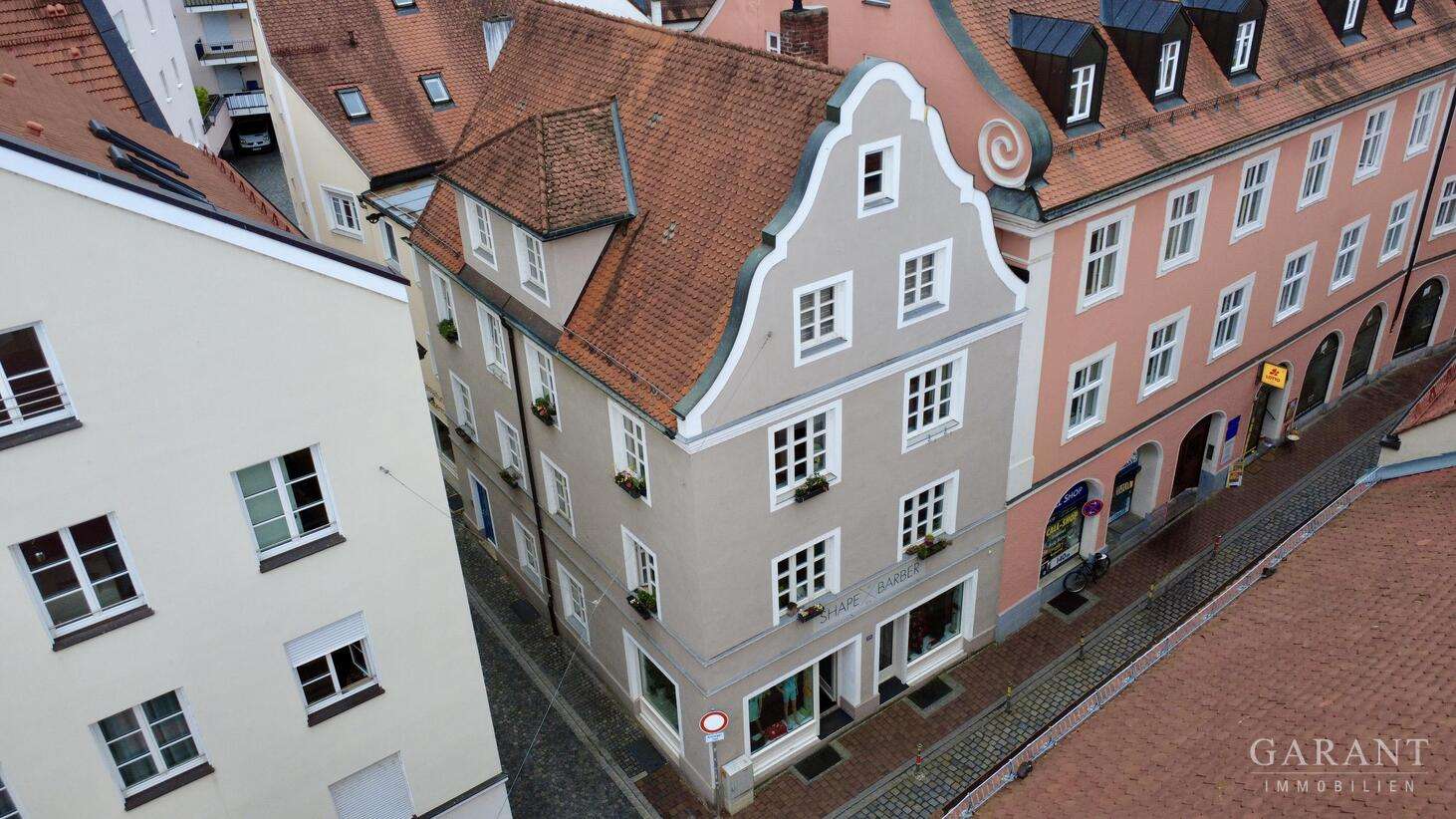 Thumbnail-Haus zum Kaufen in Landshut 1.525.000,00 € 276 m²