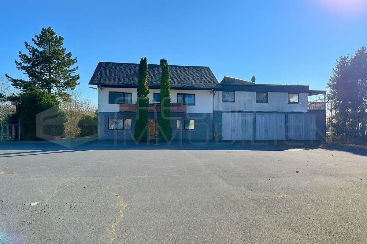 Thumbnail-Haus zum Kaufen in Taunusstein 549.000,00 € 290 m²