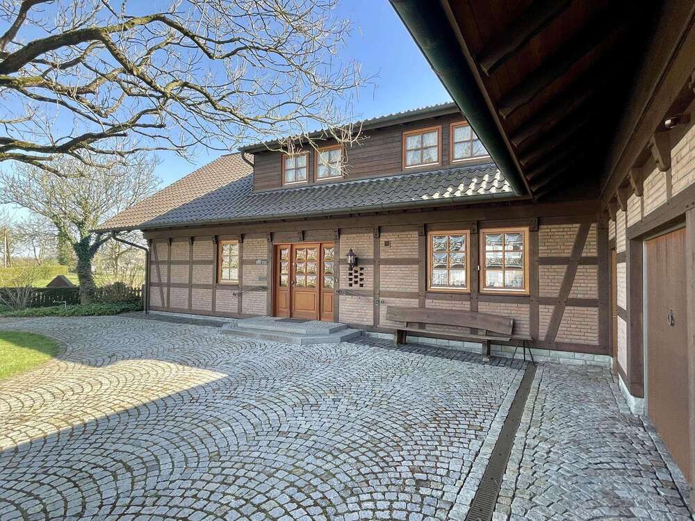 Thumbnail-Haus zum Kaufen in Langenberg 595.000,00 € 280 m²