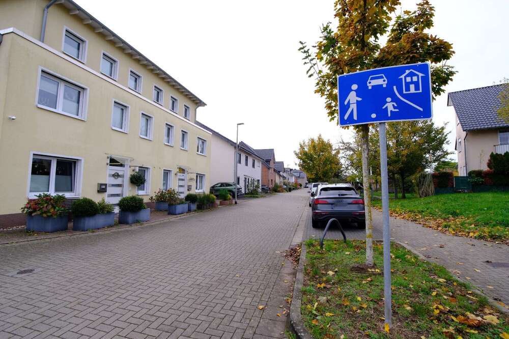 Thumbnail-Haus zum Kaufen in Pulheim 1.230.000,00 € 190 m²