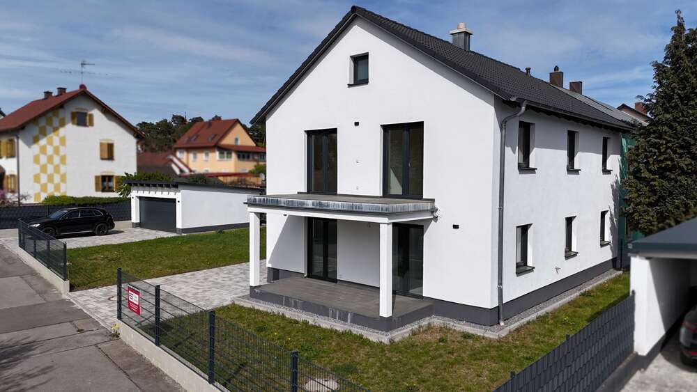 Thumbnail-Haus zum Kaufen in Maxhütte-Haidhof 650.000,00 € 188.6 m²