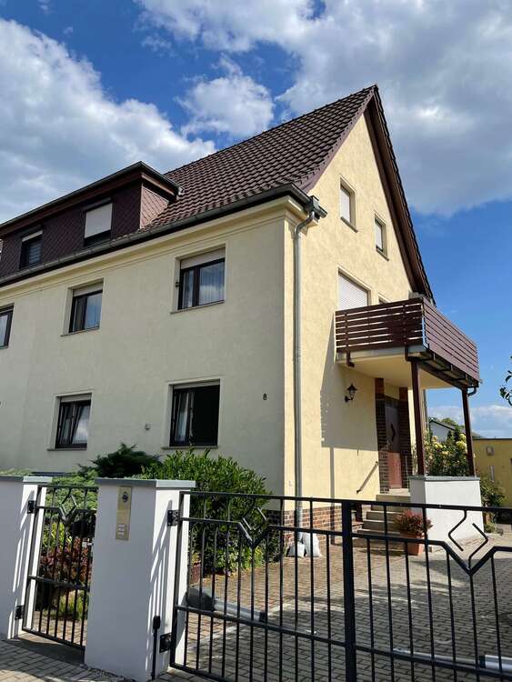 Thumbnail-Wohnung zum Mieten in Halle 442,00 € 52 m²