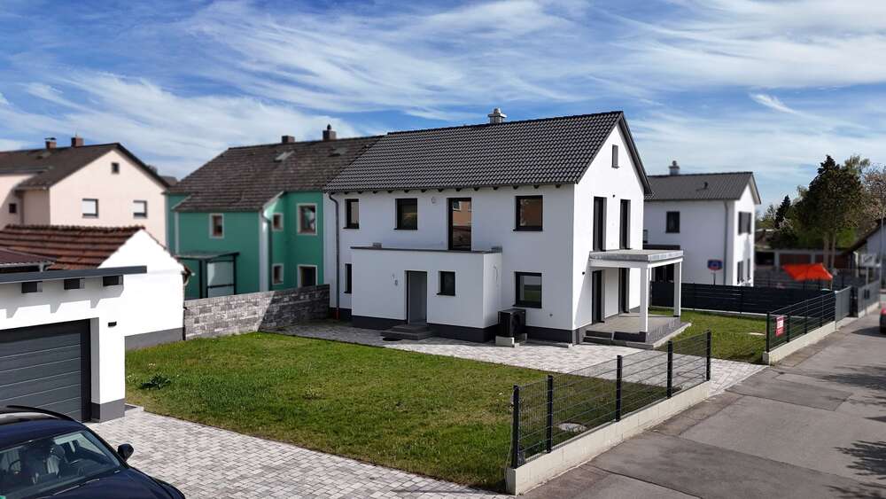 Thumbnail-Haus zum Kaufen in Maxhütte-Haidhof 550.000,00 € 188.6 m²