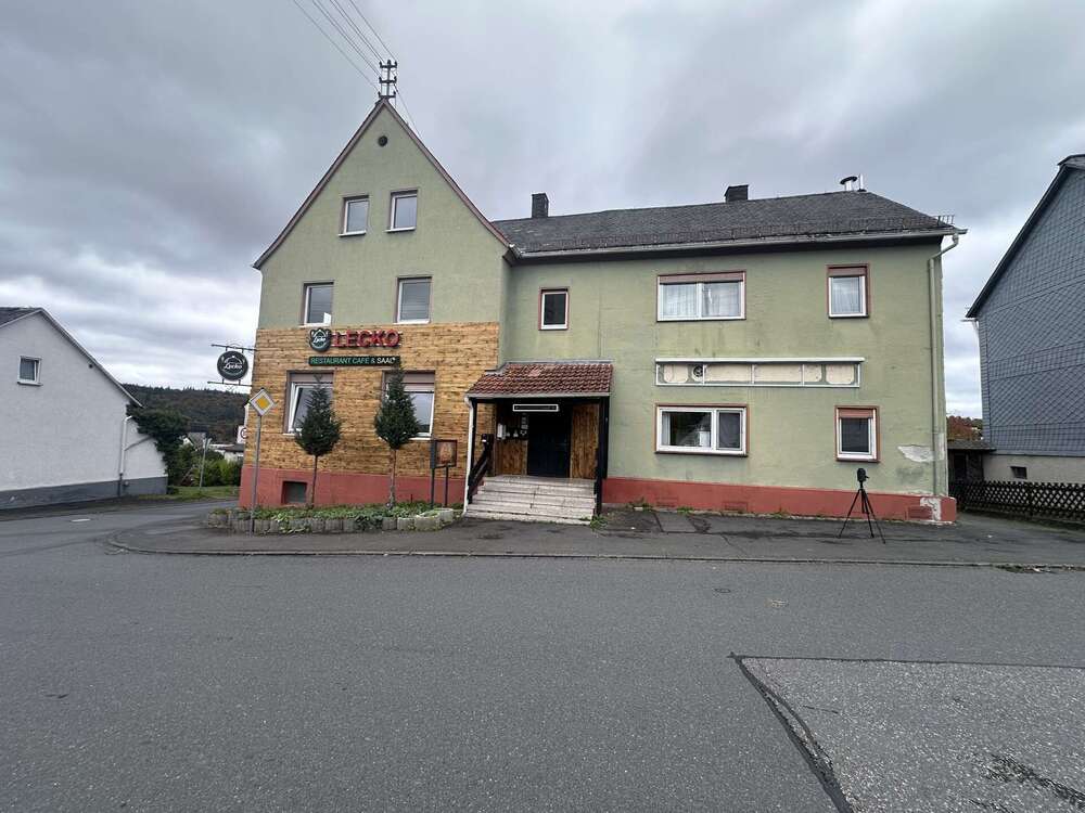 Thumbnail-Haus zum Kaufen in Betzdorf 549.000,00 € 340 m²