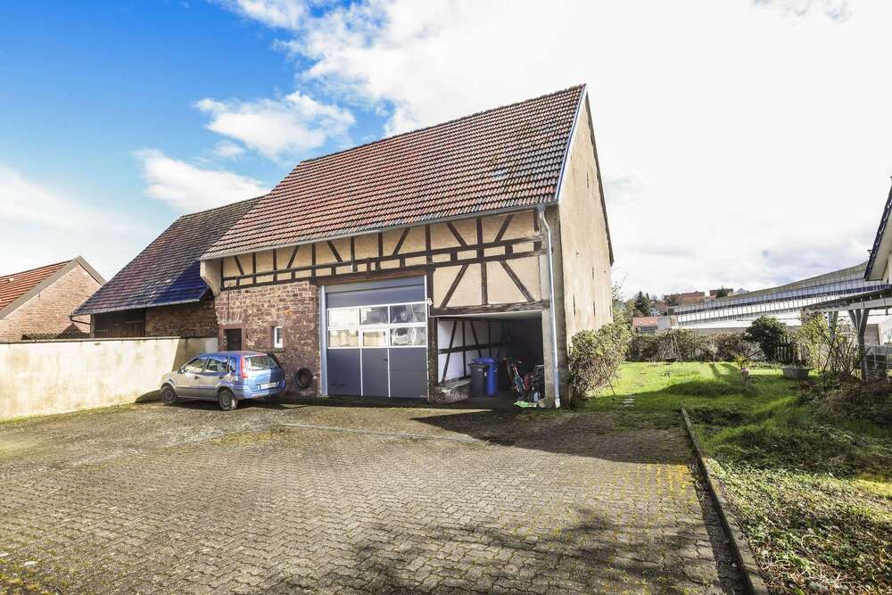 Thumbnail-Haus zum Kaufen in Ettlingen 338.000,00 € 172 m²