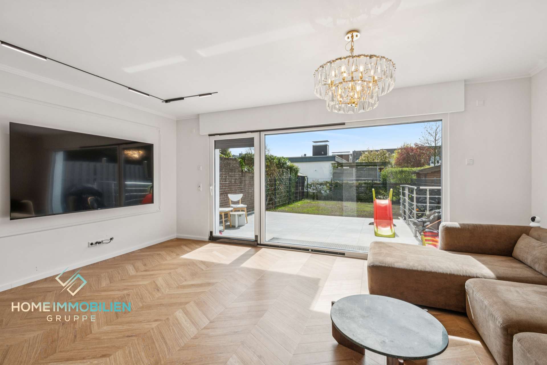 Thumbnail-Haus zum Kaufen in Düsseldorf 900.000,00 € 98 m²