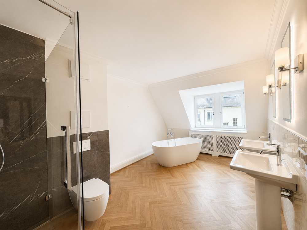 Thumbnail-Wohnung zum Mieten in Baden-Baden 3.500,00 € 222.61 m²