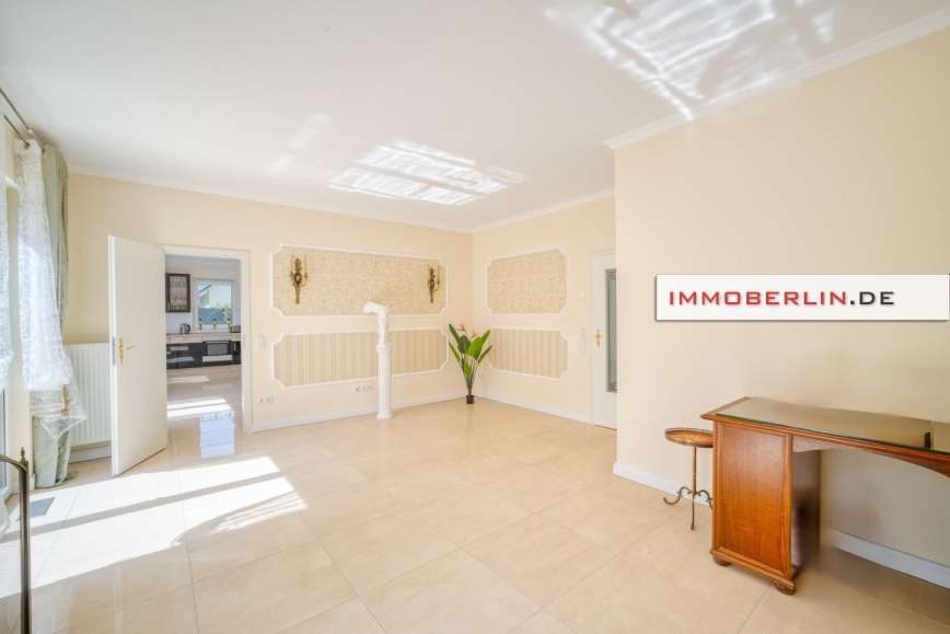 Thumbnail-Haus zum Kaufen in Berlin 994.000,00 € 220 m²