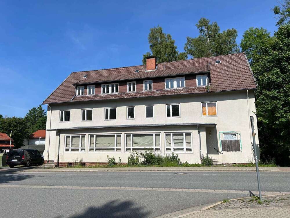 Thumbnail-Haus zum Kaufen in Clausthal-Zellerfeld 195.000,00 € 786 m²