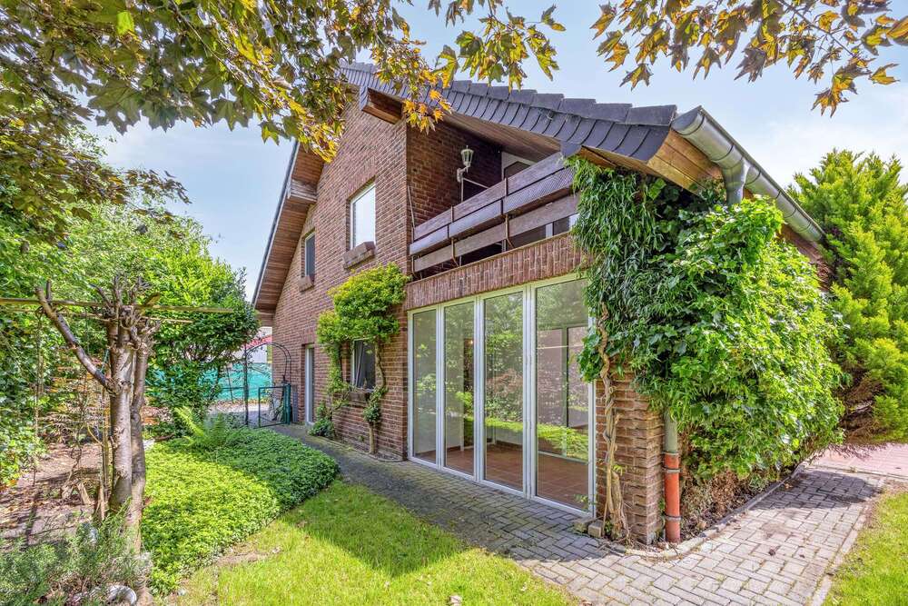 Thumbnail-Haus zum Kaufen in Meerbusch 1.550.000,00 € 177 m²