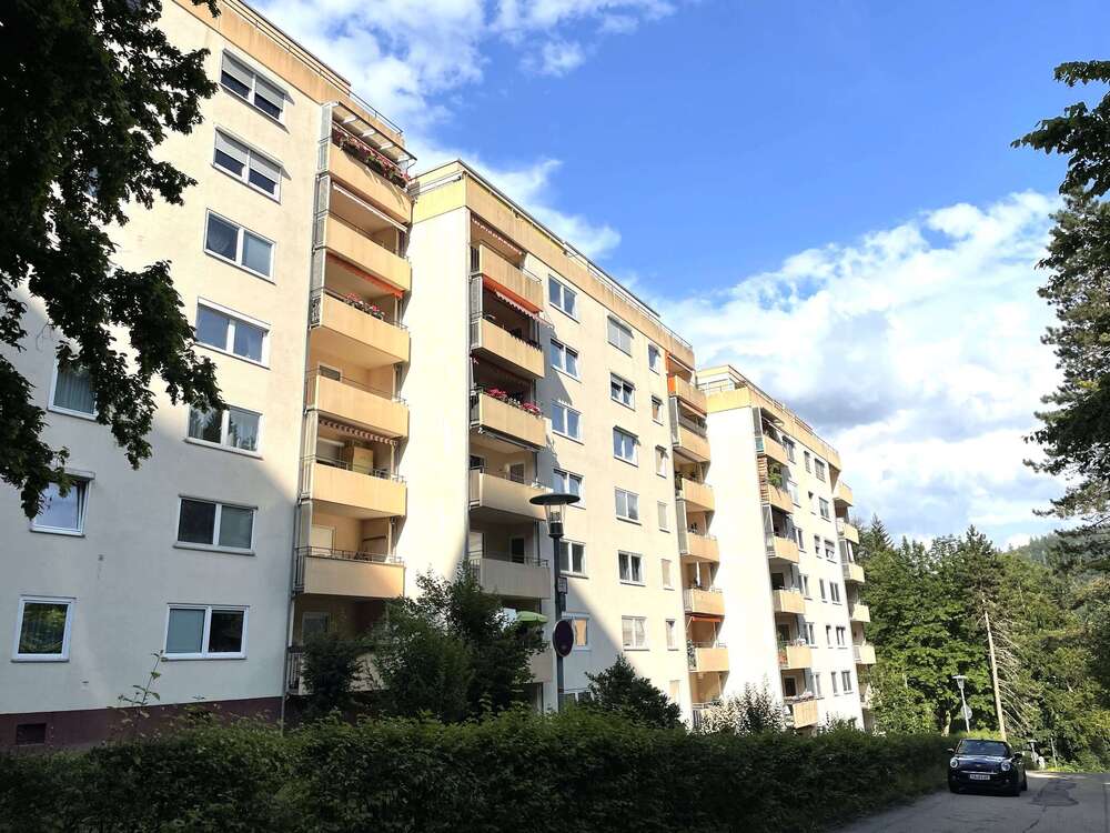Thumbnail-Wohnung zum Kaufen in Bad Herrenalb 179.000,00 € 107.49 m²