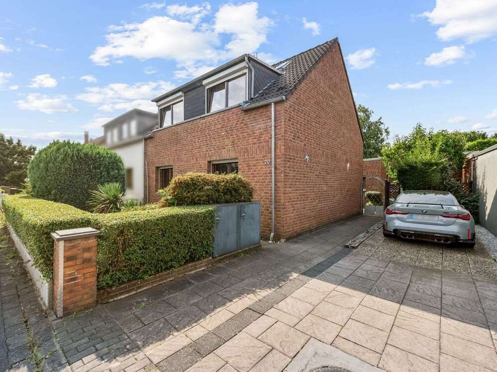 Thumbnail-Haus zum Kaufen in Düsseldorf 490.000,00 € 120 m²