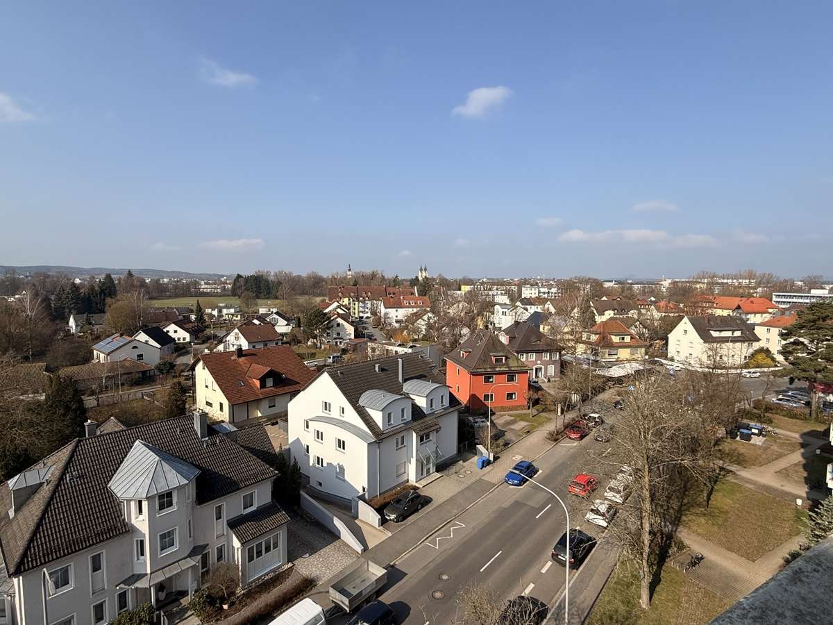 Thumbnail-Wohnung zum Kaufen in Weiden 155.000,00 € 69 m²