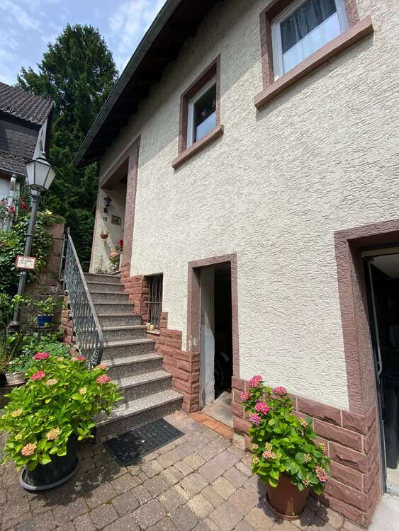 Thumbnail-Haus zum Kaufen in Neckargemünd 469.000,00 € 192 m²