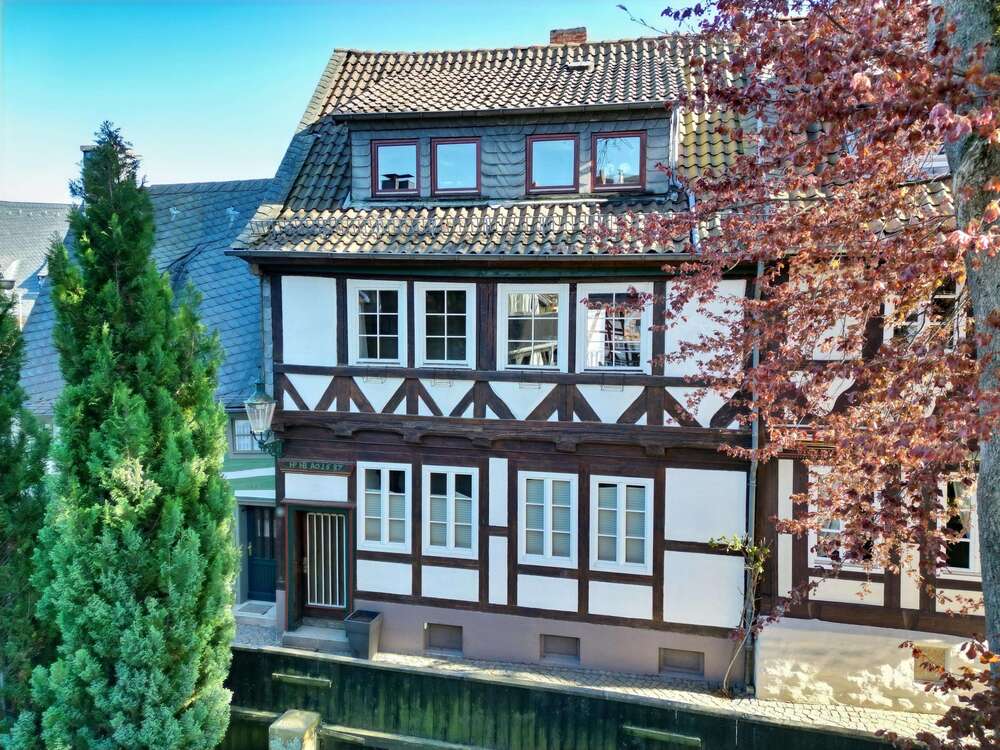 Thumbnail-Haus zum Kaufen in Goslar 333.000,00 € 190 m²