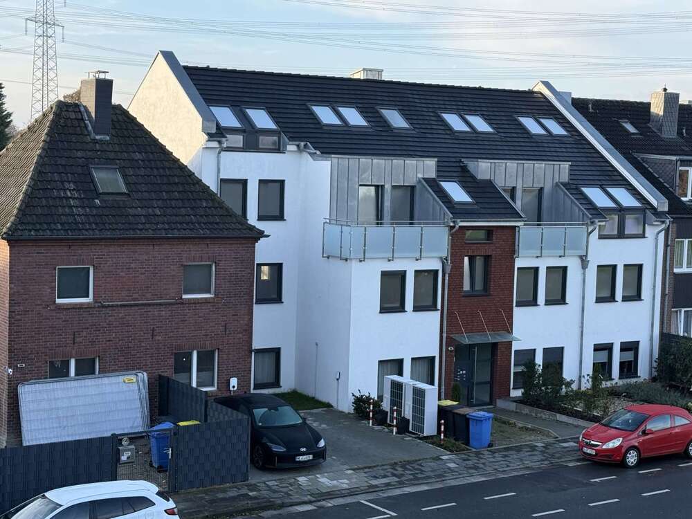 Thumbnail-Wohnung zum Kaufen in Kaarst 475.000,00 € 98.67 m²