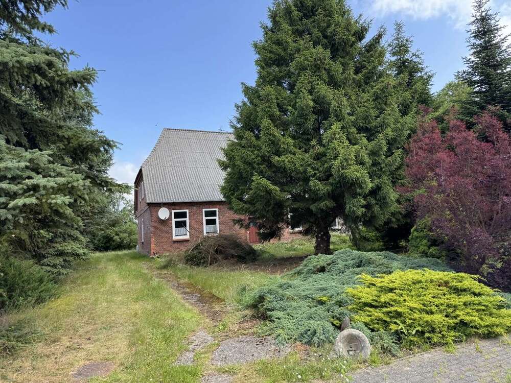 Thumbnail-Haus zum Kaufen in Werle 52.000,00 € 134 m²