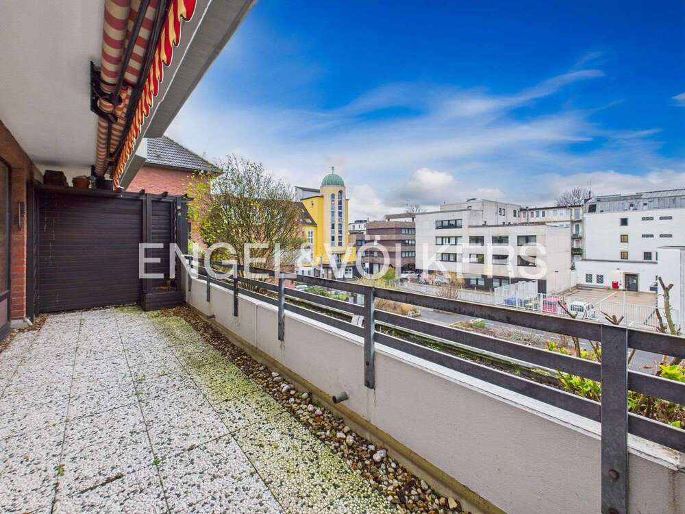 Thumbnail-Wohnung zum Kaufen in Krefeld 215.000,00 € 135 m²