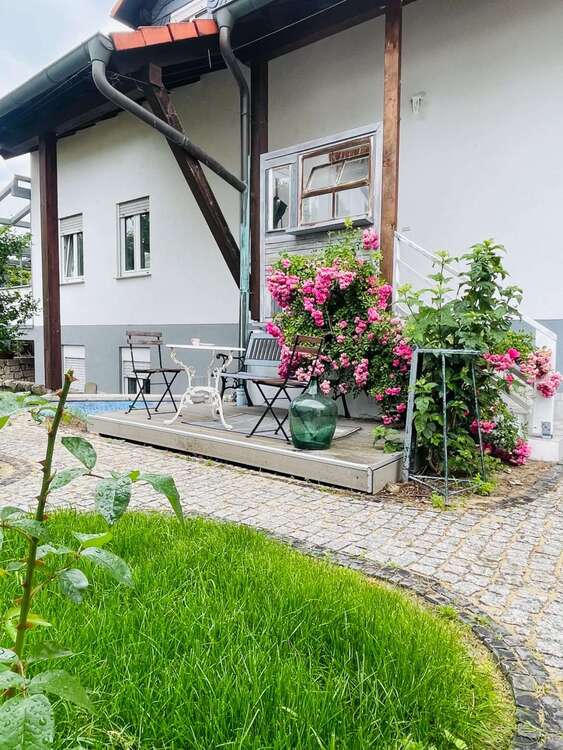 Thumbnail-Haus zum Mieten in Offenbach 1.600,00 € 115 m²