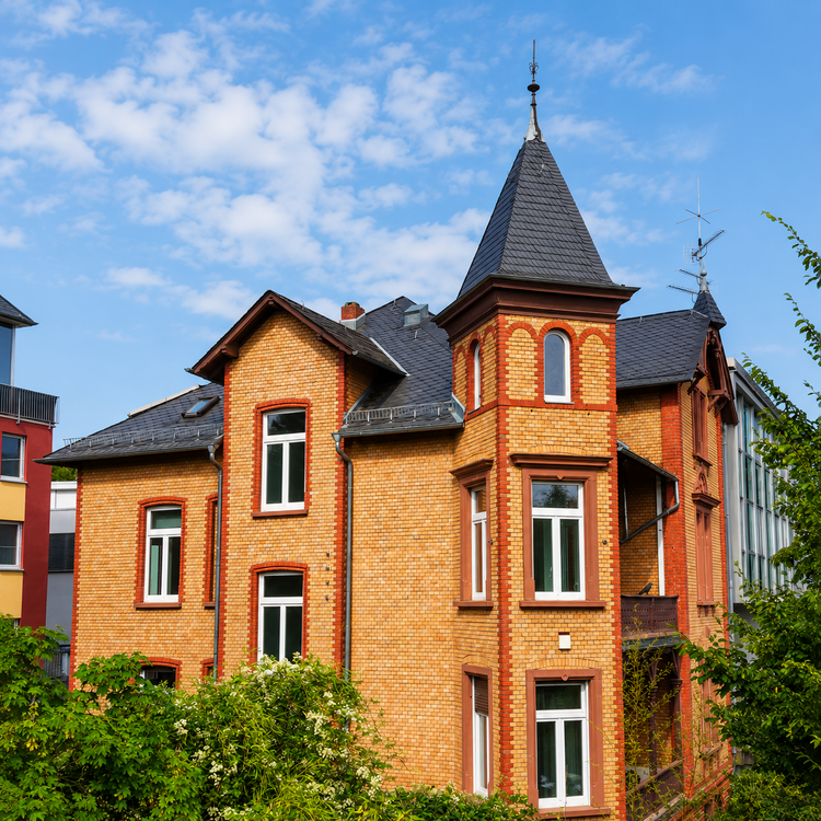 Thumbnail-Haus zum Kaufen in Bad Soden 1.350.000,00 € 302 m²