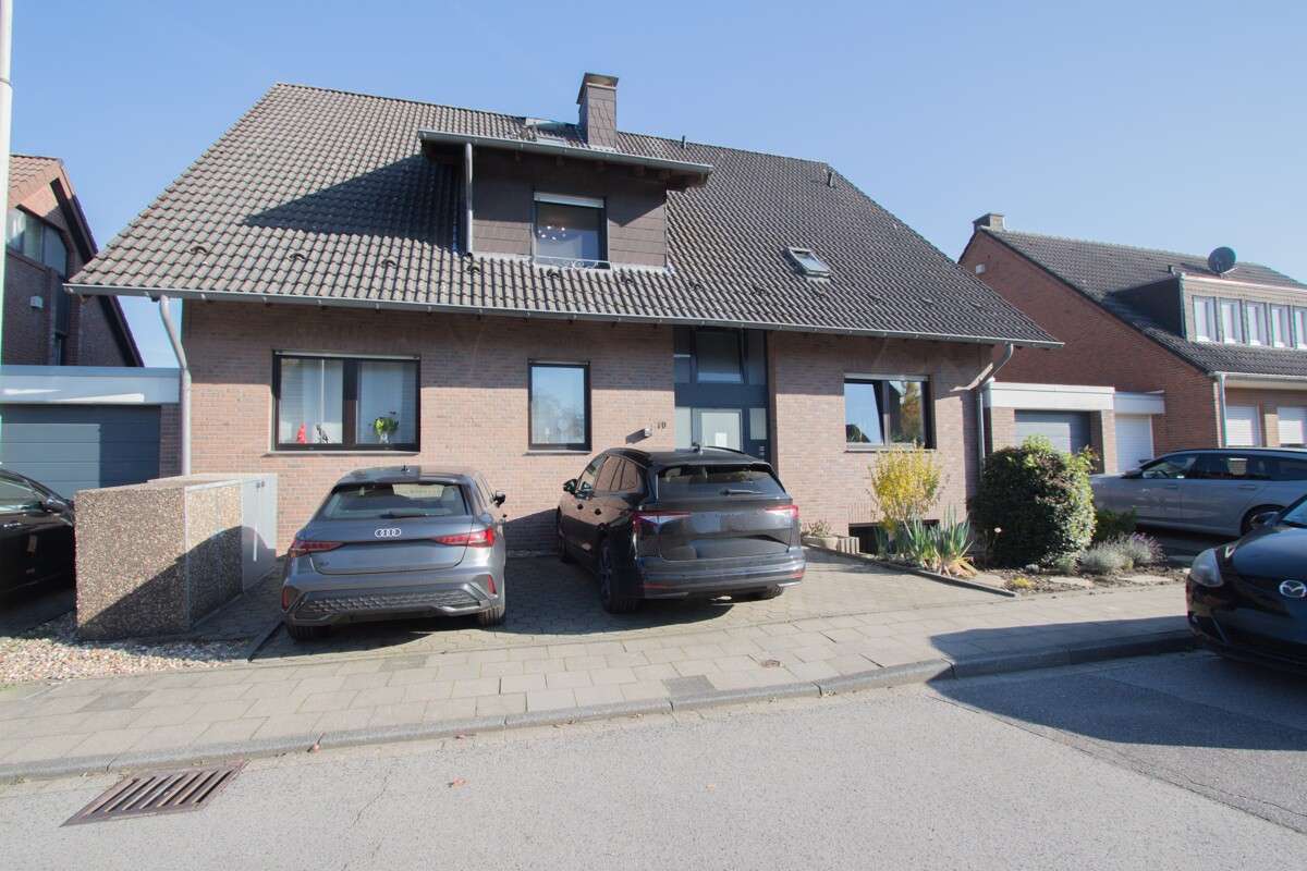 Thumbnail-Wohnung zum Mieten in Korschenbroich 1.250,00 € 110 m²