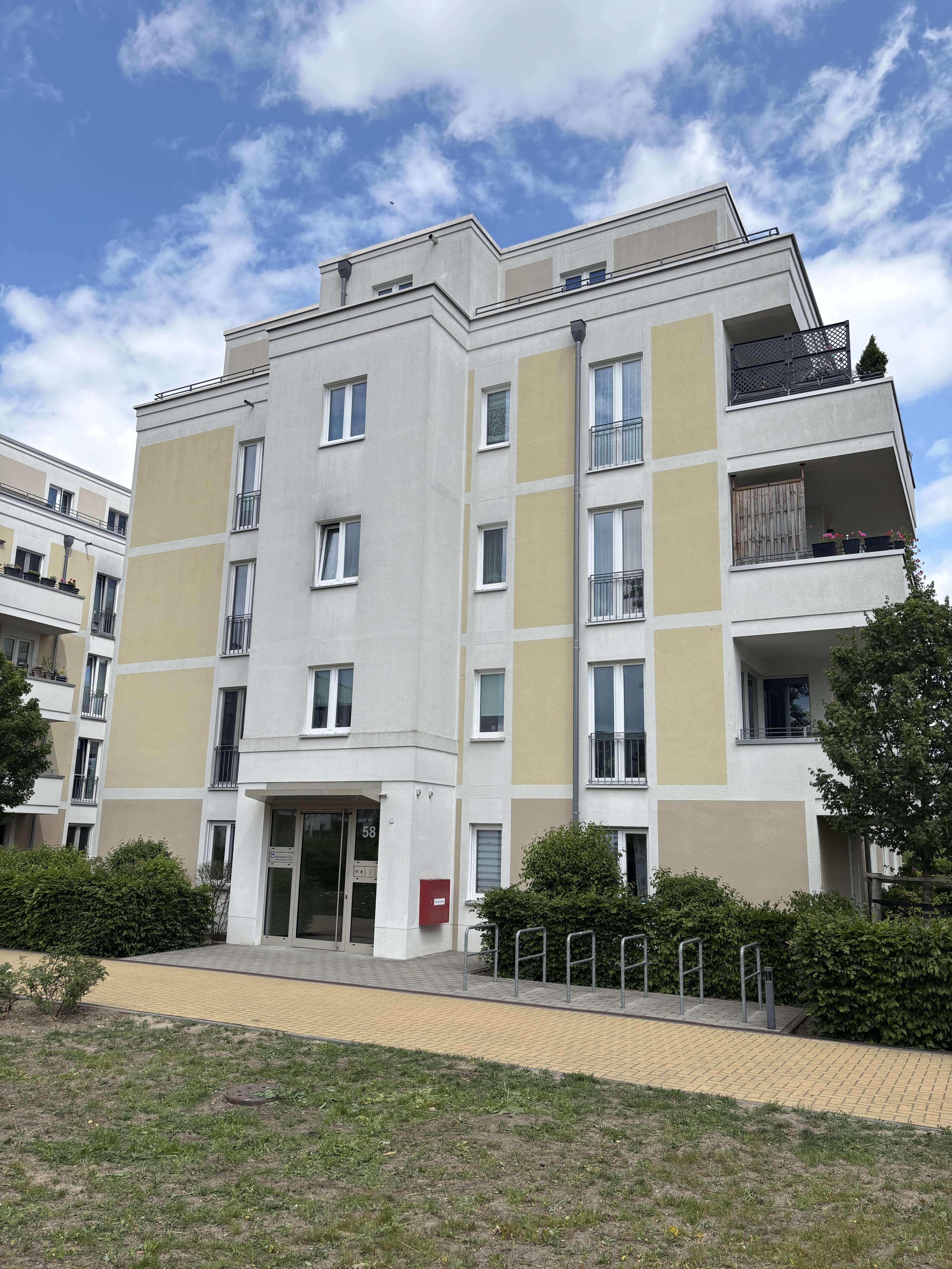 Thumbnail-Wohnung zum Mieten in Berlin 1.570,00 € 87.02 m²