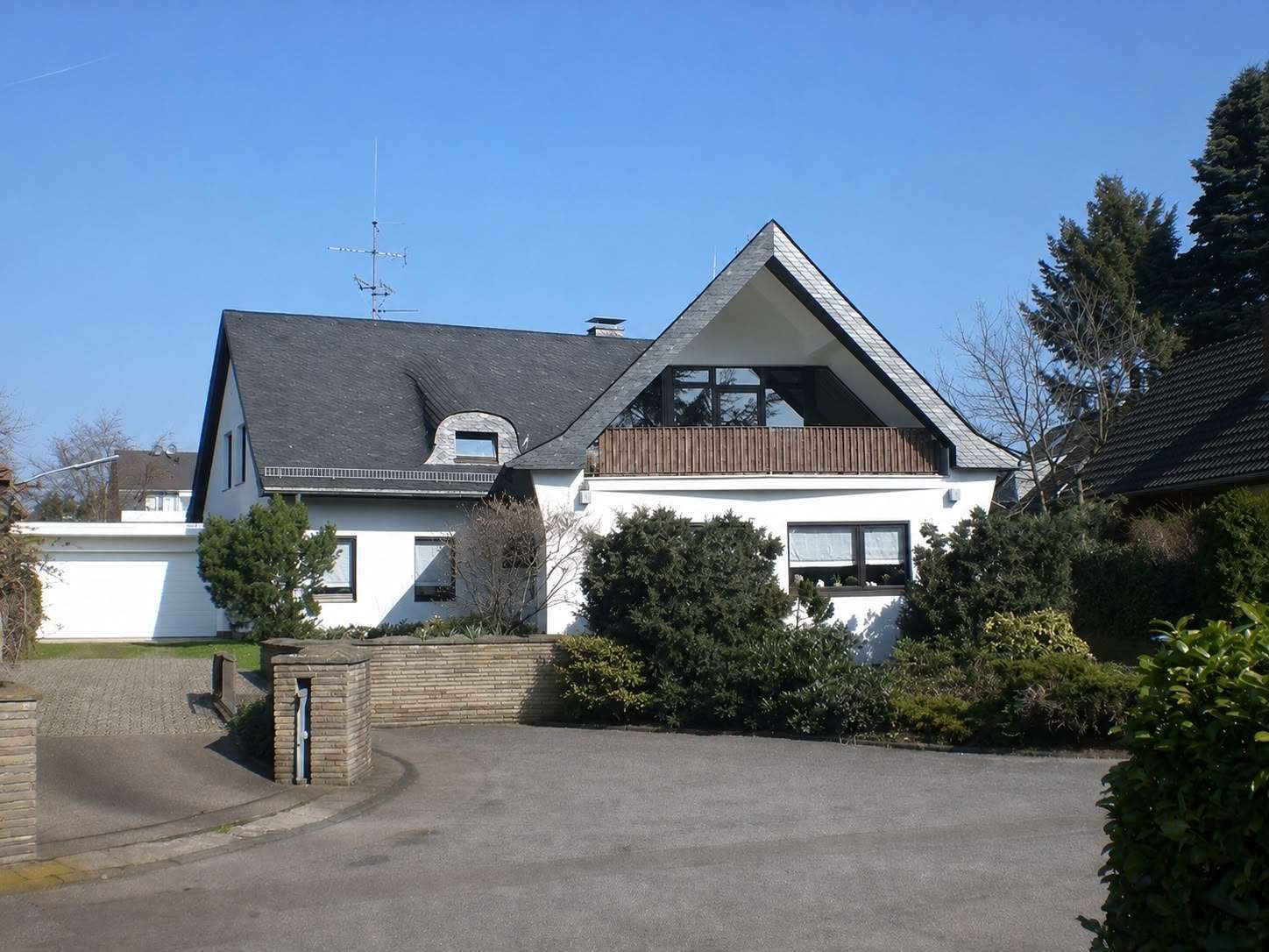 Thumbnail-Wohnung zum Mieten in Köln 1.423,00 € 130 m²
