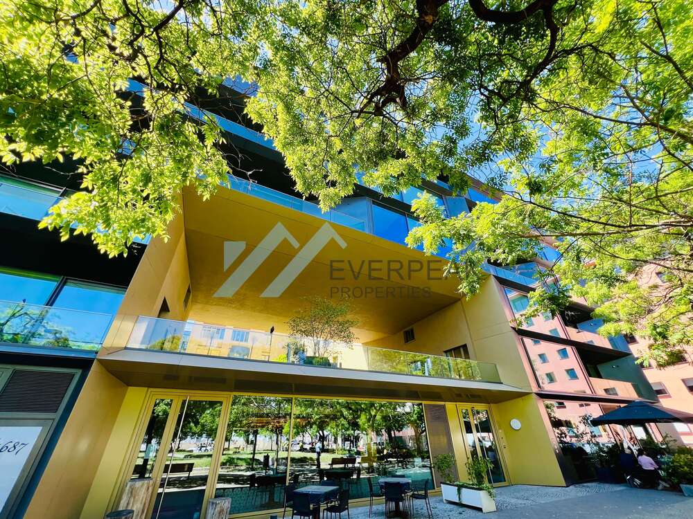 Thumbnail-Einzelhandel in Berlin 1.650.000,00 € 151 m²