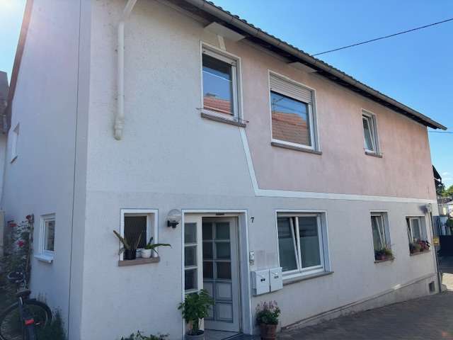 Thumbnail-Haus zum Kaufen in Langenlonsheim 379.000,00 € 192 m²