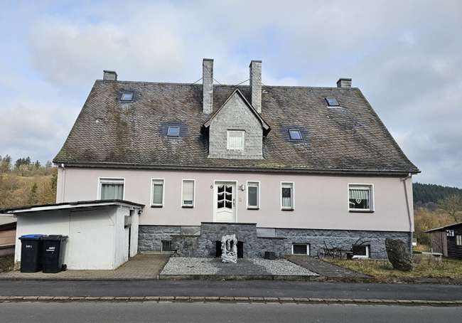 Thumbnail-Haus zum Kaufen in Daun 298.000,00 € 230 m²