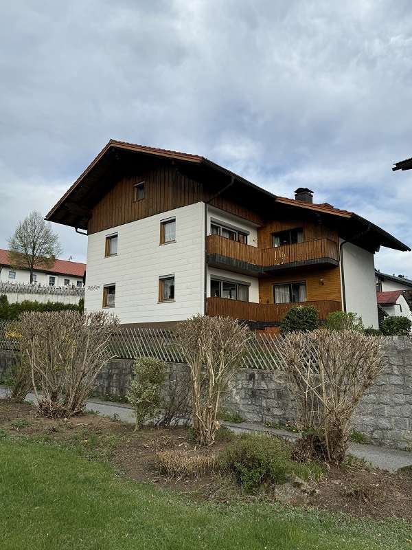 Thumbnail-Haus zum Kaufen in Bodenmais 350.000,00 € 165 m²