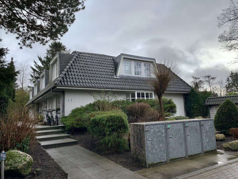 Thumbnail-Haus zum Mieten in Norderstedt 1.700,00 € 106.49 m²