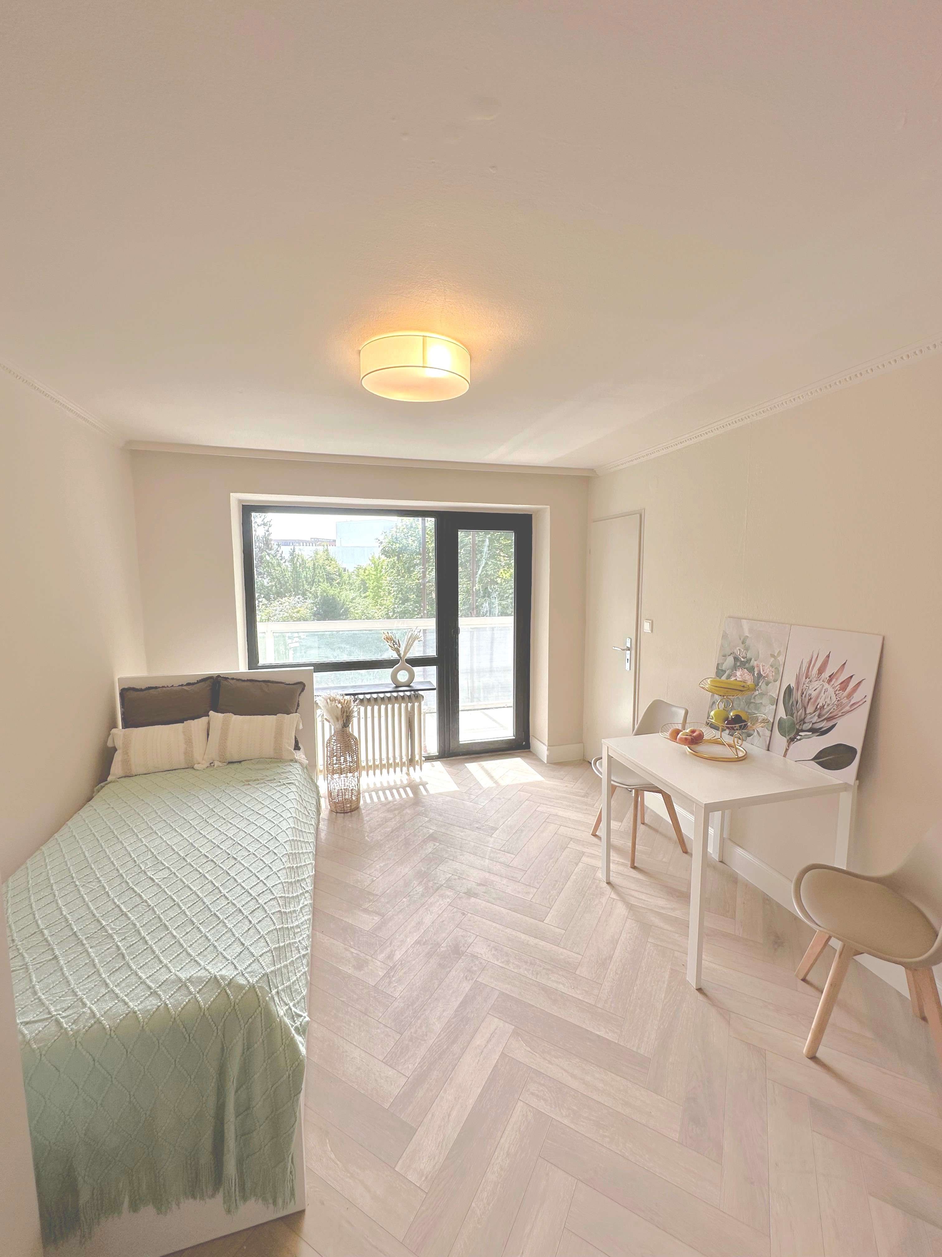 Thumbnail-Wohnung zum Mieten in Frankfurt am Main 890,00 € 30 m²