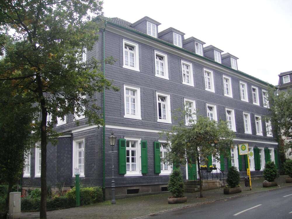 Thumbnail-Wohnung zum Mieten in Velbert (Langenberg) 450,00 € 98.7 m²