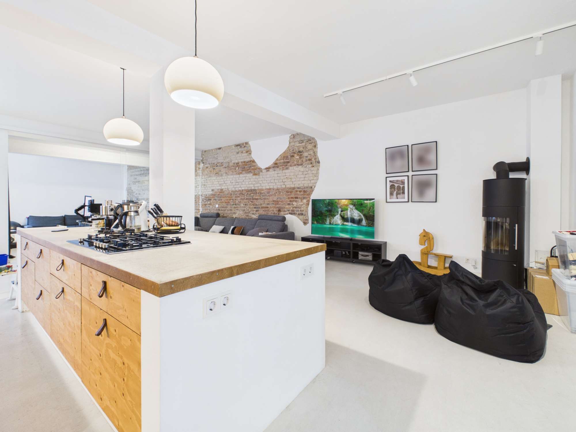 Thumbnail-Wohnung zum Mieten in Hannover 1.950,00 € 150 m²