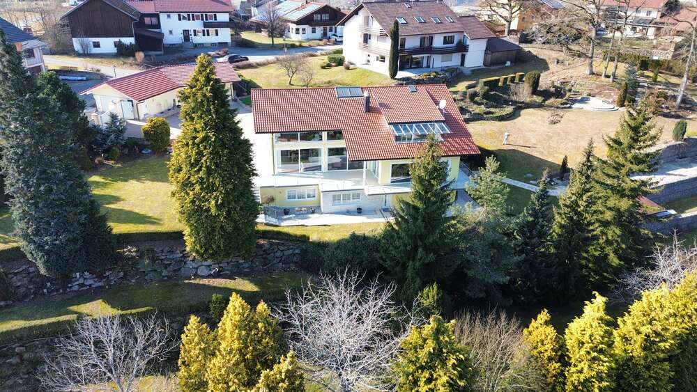 Thumbnail-Haus zum Kaufen in Kollnburg 1.350.000,00 € 409 m²