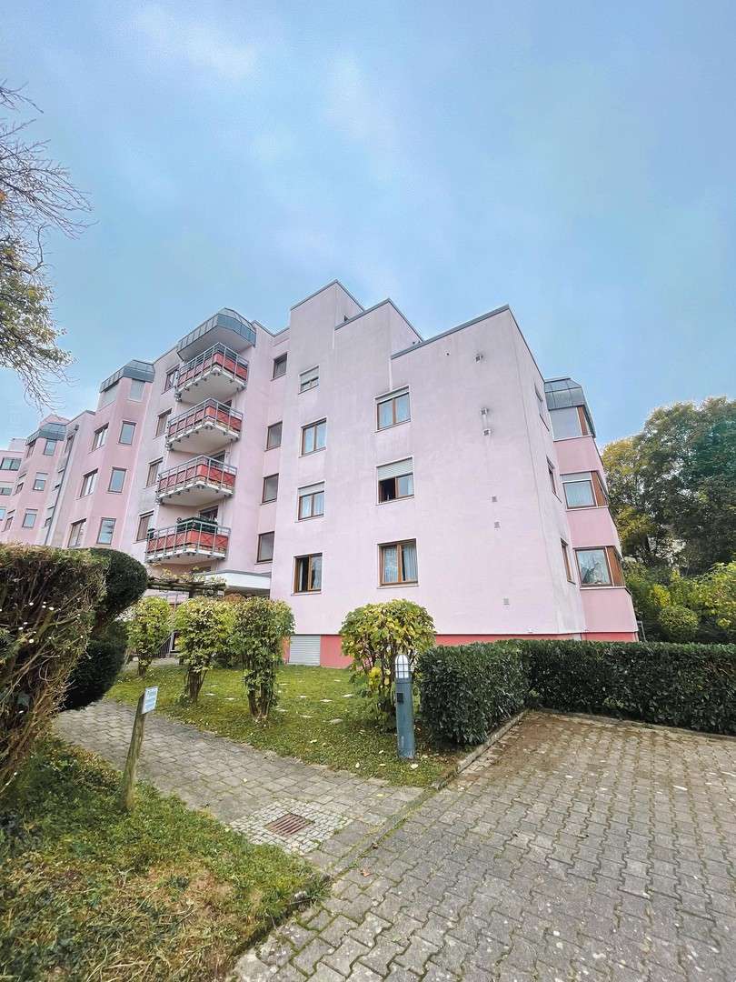 Thumbnail-Wohnung zum Kaufen in Stuttgart 399.000,00 € 105 m²