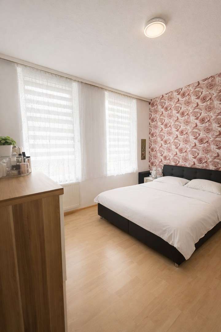 Thumbnail-Wohnung zum Mieten in Krefeld 750,00 € 80 m²