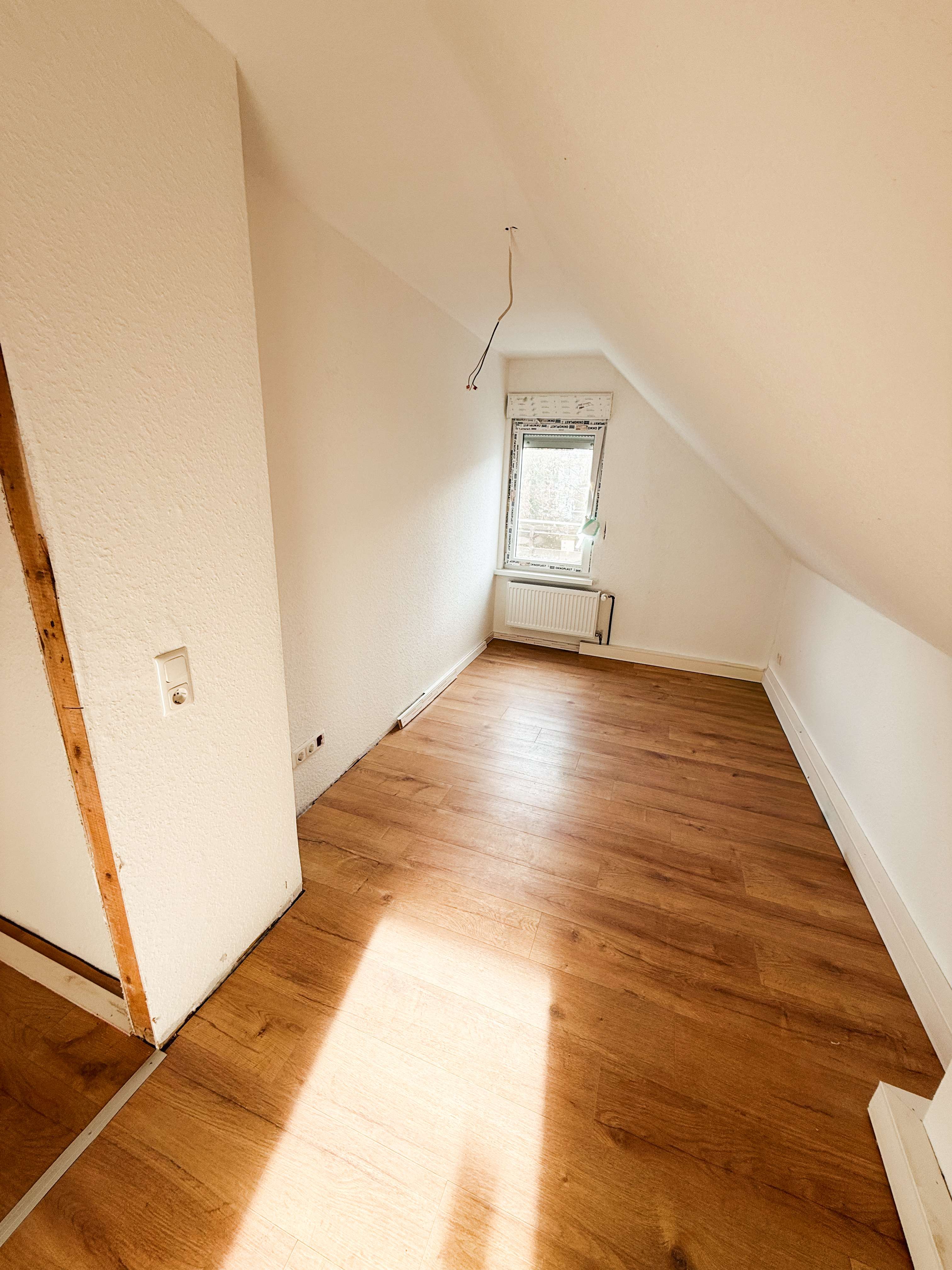 Thumbnail-Wohnung zum Mieten in Nordrhein-Westfalen - Olpe 1.500,00 € 150 m²