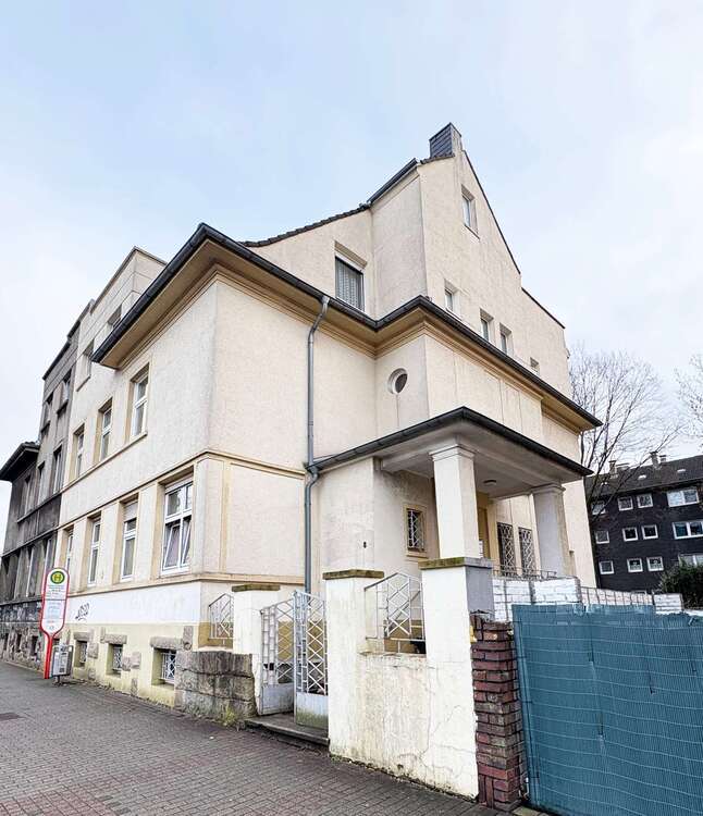 Thumbnail-Haus zum Kaufen in Dortmund 420.000,00 € 303 m²