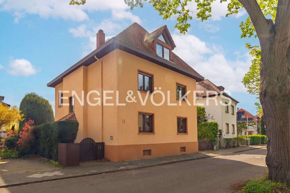 Thumbnail-Haus zum Kaufen in Mannheim 759.000,00 € 231 m²