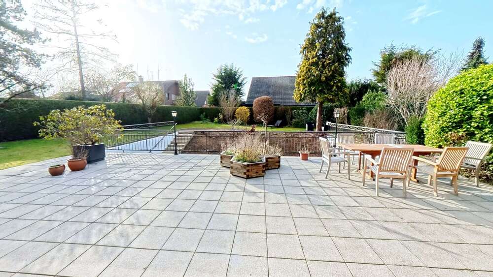 Thumbnail-Haus zum Kaufen in Erftstadt 595.000,00 € 230 m²