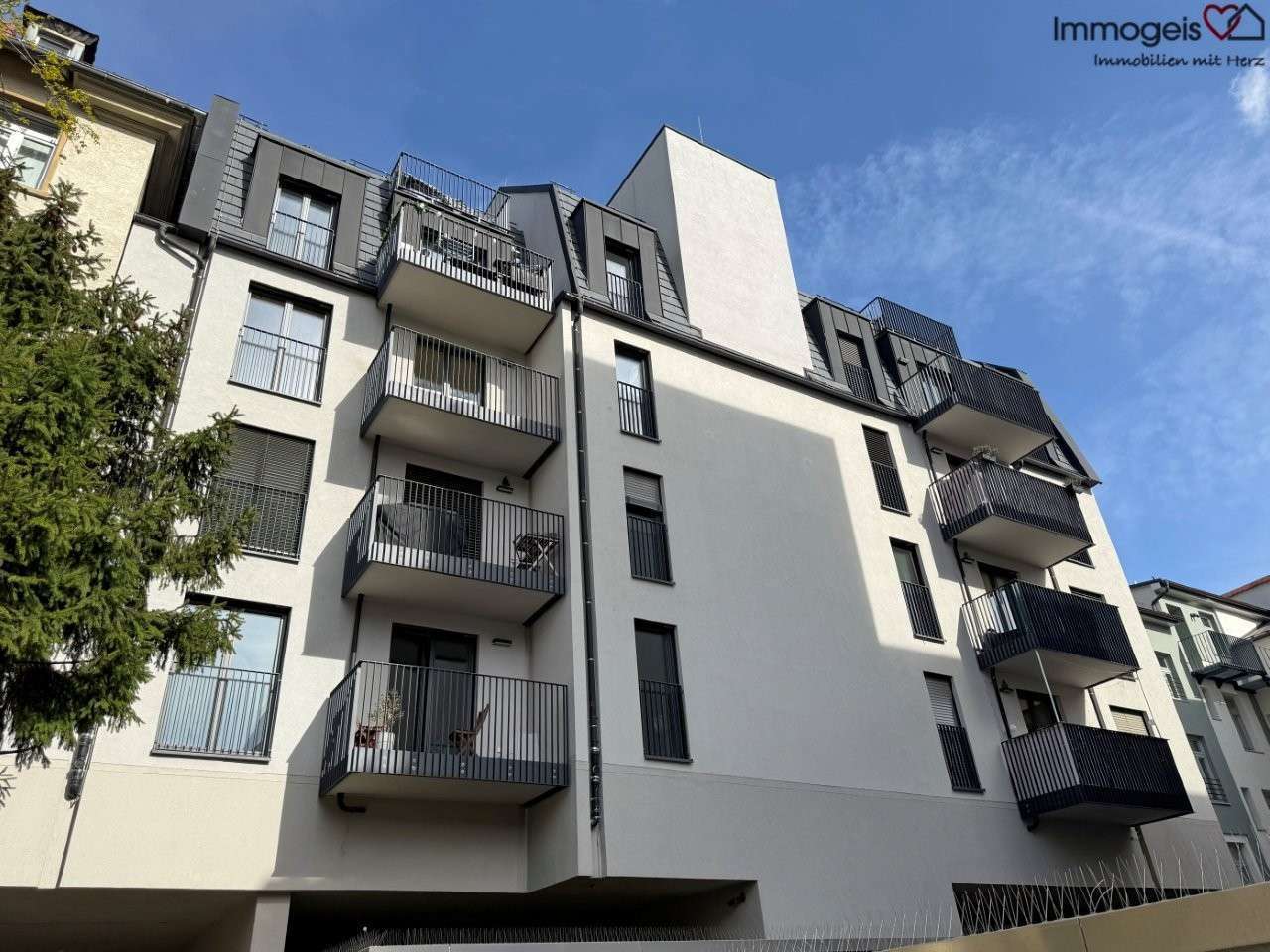 Thumbnail-Wohnung zum Mieten in Frankfurt 2.611,28 € 107.46 m²