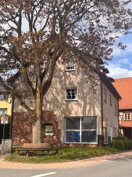 Thumbnail-Haus zum Kaufen in Neunkirchen 225.000,00 € 134.4 m²