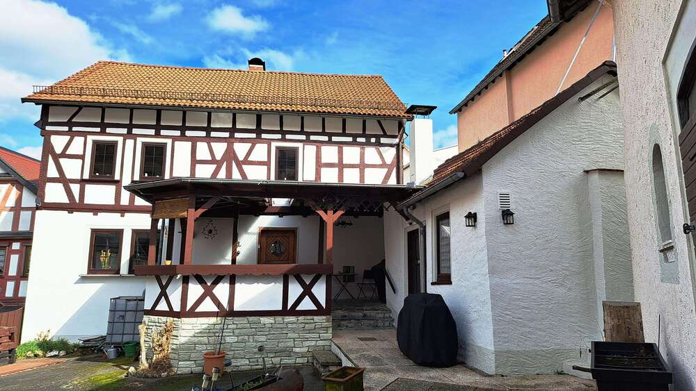 Thumbnail-Haus zum Kaufen in Weilrod 675.000,00 € 324 m²