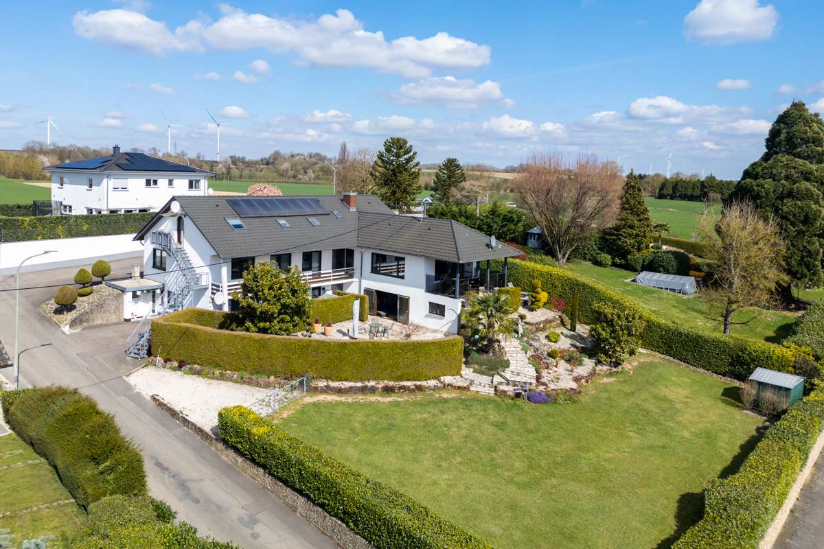 Thumbnail-Haus zum Kaufen in Wörth am Rhein Schaidt 1.099.000,00 € 504 m²