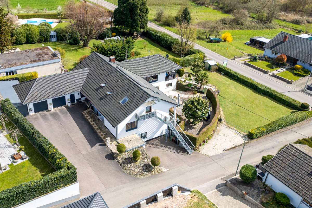 Thumbnail-Haus zum Kaufen in Wörth am Rhein Schaidt 1.099.000,00 € 504 m²