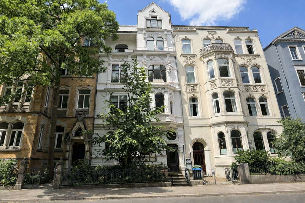 Thumbnail-Haus zum Kaufen in Hannover 3.800.000,00 € 1130 m²