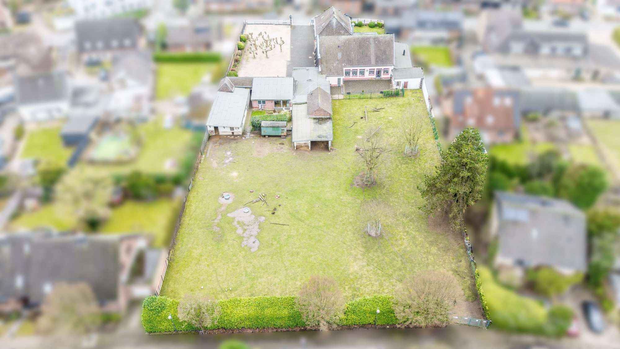 Thumbnail-Grundstück zu verkaufen in Meerbusch-Boesinghoven 2.400.000,00 € 4500 m²